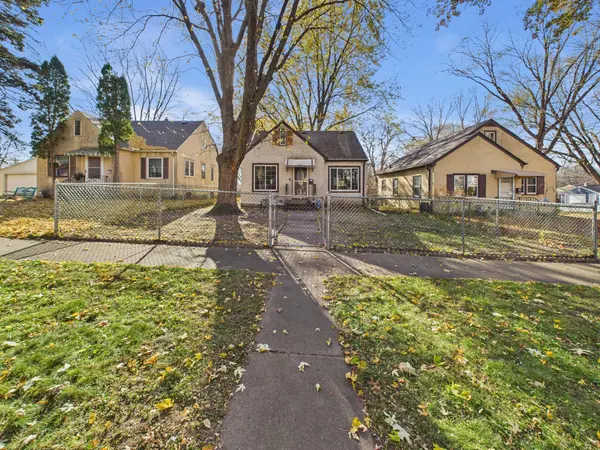1964 Hyacinth AVE E, Saint Paul, MN 55119