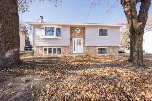 6435 Dawn WAY, Inver Grove Heights, MN 55076
