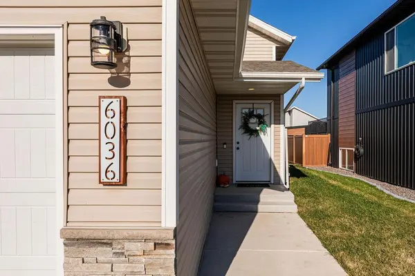 6036 Kodiak LN, Horace, ND 58047