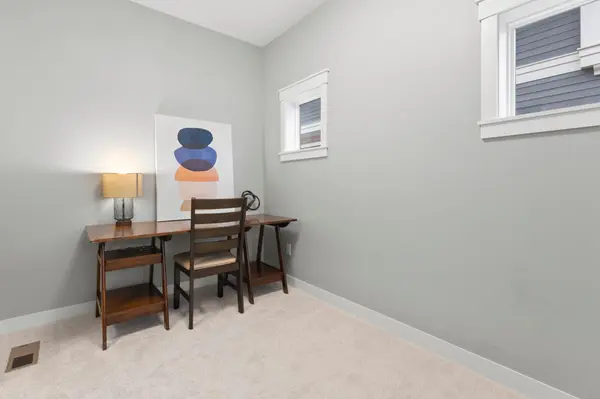 15563 Duck Trail LN, Apple Valley, MN 55124