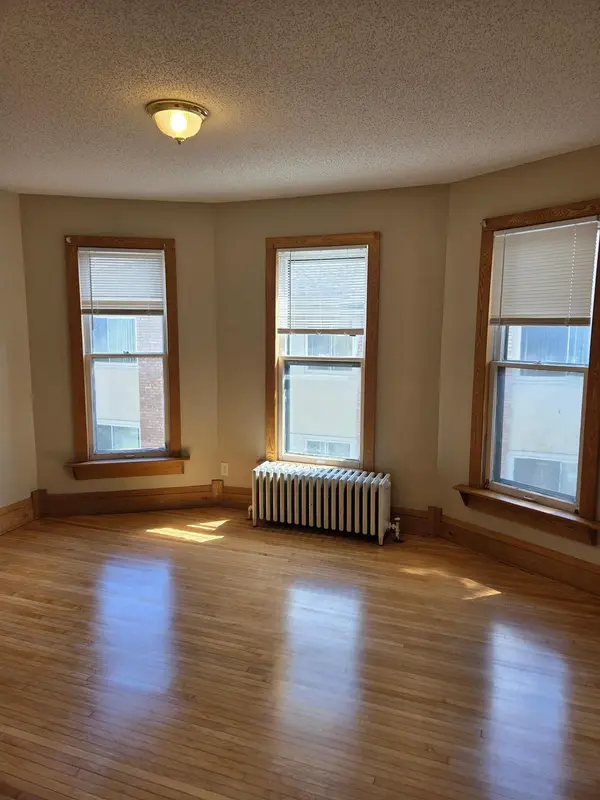 3761-3763 W Broadway AVE, Robbinsdale, MN 55422