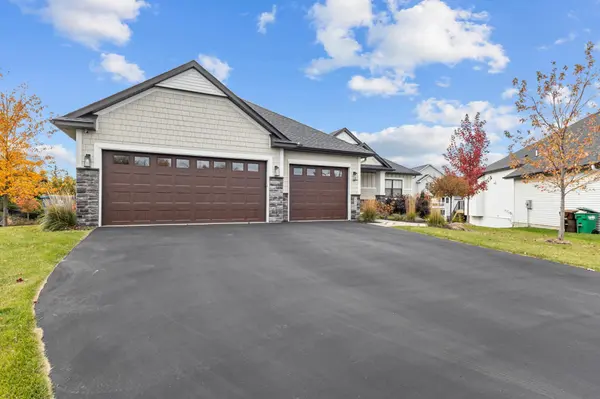 14195 Juneau LN N, Dayton, MN 55327