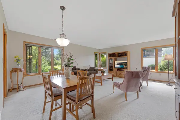 717 Lincoln ST N, Northfield, MN 55057
