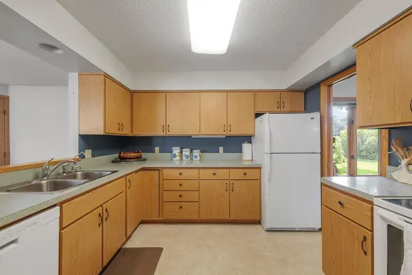 717 Lincoln ST N, Northfield, MN 55057