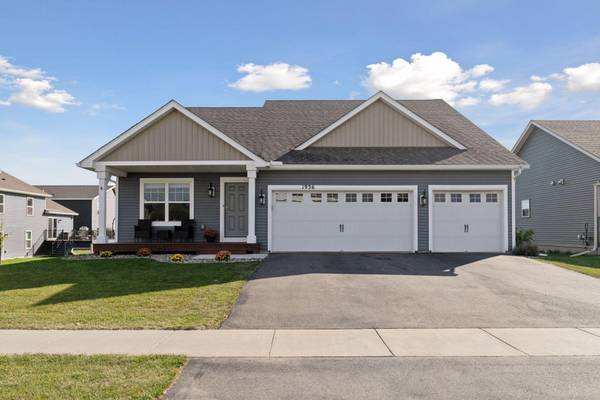 1936 Meridian Curve,  Carver,  MN 55315