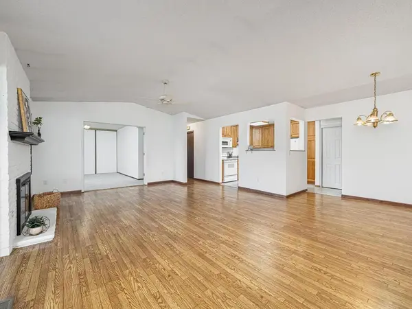 984 Yuma LN N, Plymouth, MN 55447