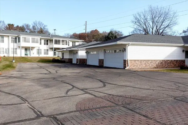 930 Tainter ST #B, Menomonie, WI 54751