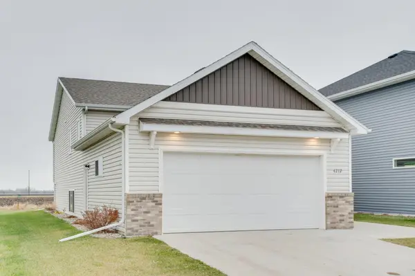 4212 14th AVE S, Moorhead, MN 56560