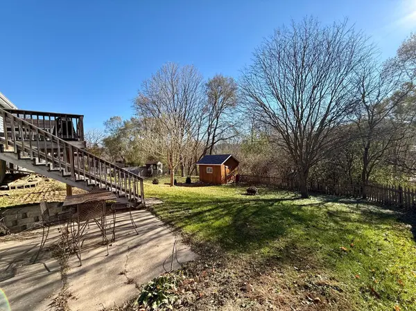 863 W Burns Valley RD, Winona, MN 55987