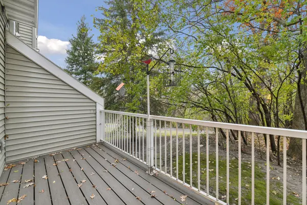 725 Fairfield CIR, Hopkins, MN 55305
