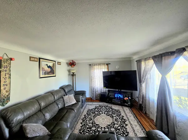 1988 Clear AVE, Saint Paul, MN 55119
