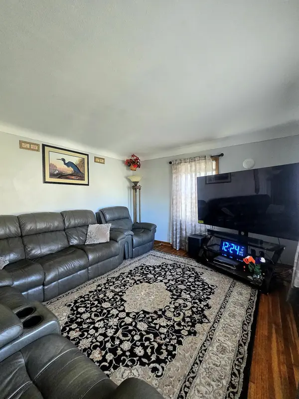 1988 Clear AVE, Saint Paul, MN 55119