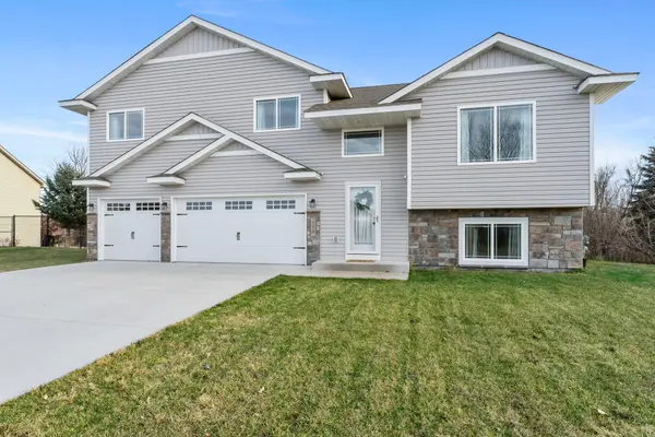 770 S Rush Creek LN, Rush City, MN 55069