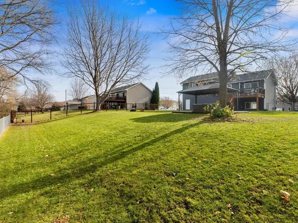 1024 E Orchard ST, Belle Plaine, MN 56011