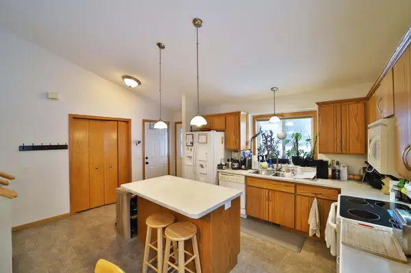 11312 Arlington AVE, Brainerd, MN 56401