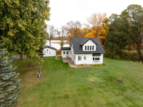 11551 278th ST, Chisago City, MN 55013