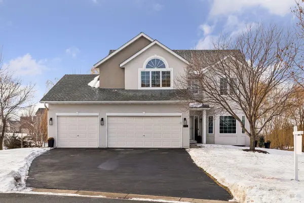 8918 Horizon DR, Shakopee, MN 55379