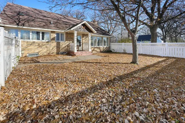 32608 River Vista LN, Saint Cloud, MN 56303