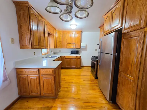 1591 Old Hudson RD, Saint Paul, MN 55106