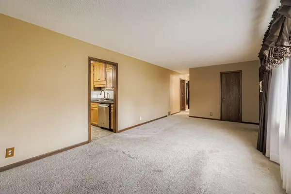 8101 Clinton AVE S, Bloomington, MN 55420
