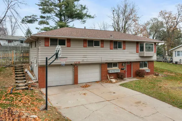 1238 Foursome ST, Red Wing, MN 55066