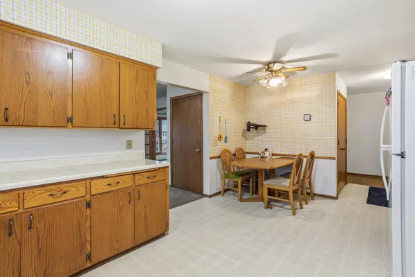 601 E 103rd ST, Bloomington, MN 55420