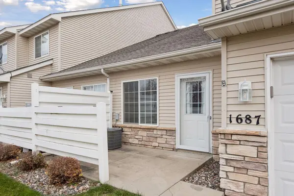 1687 Liberty LN, Waconia, MN 55387