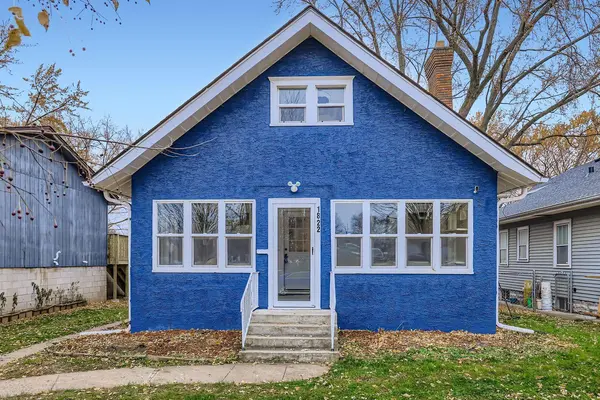 1822 Lacrosse AVE, Saint Paul, MN 55119