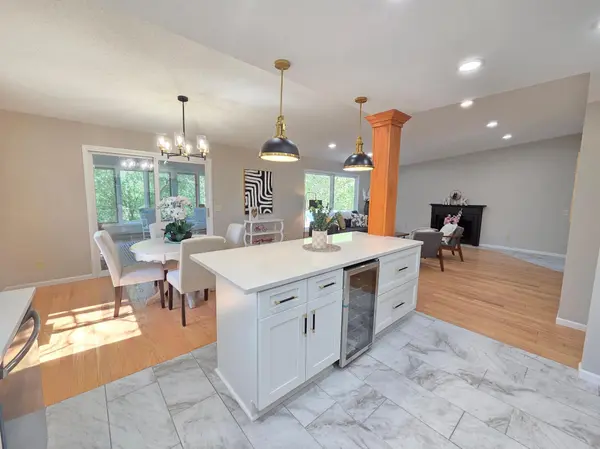 12209 Woodbine RD, Hopkins, MN 55305