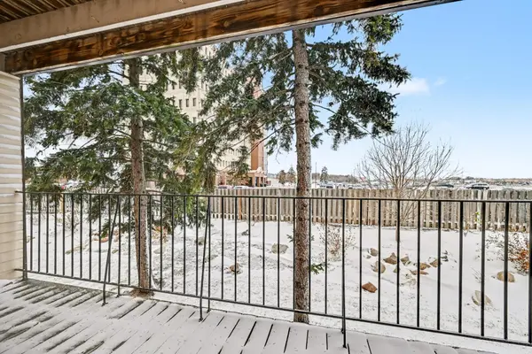 1690 Highway 36 w #224, Roseville, MN 55113