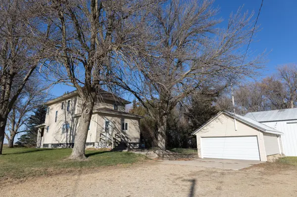 23618 Abbot Ave., Magnolia, MN 56158