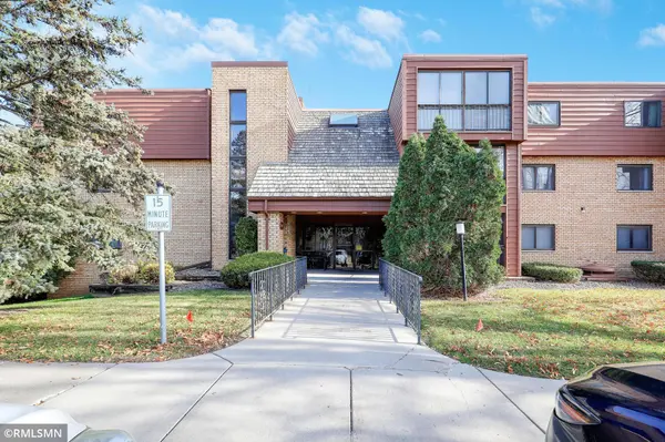 1011 41st AVE NE #306, Columbia Heights, MN 55421