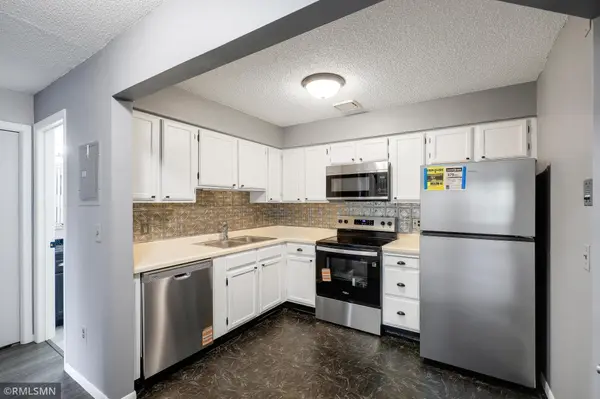 1011 41st AVE NE #306, Columbia Heights, MN 55421