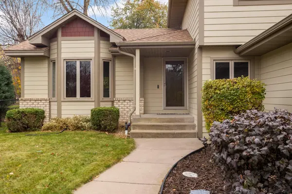 11081 69th PL N, Maple Grove, MN 55369