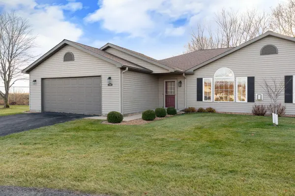 1710 B Carriage Home DR, Austin, MN 55912