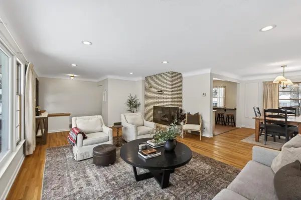 2233 Gilbert LN, South Saint Paul, MN 55075