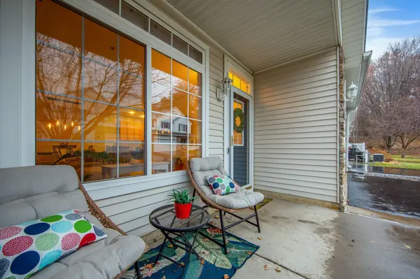 739 Maple Hills DR #I, Maplewood, MN 55117
