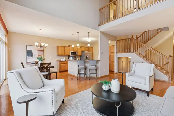589 Crane Creek LN, Eagan, MN 55121