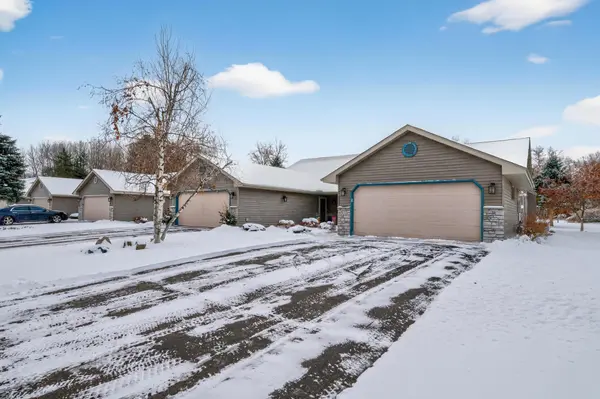 531 Cedar CT, Taylors Falls, MN 55084