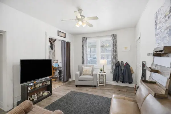 211 Pershing AVE N, New Prague, MN 56071