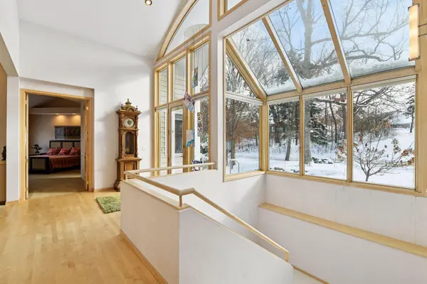 3580 Fairway DR, Hopkins, MN 55305