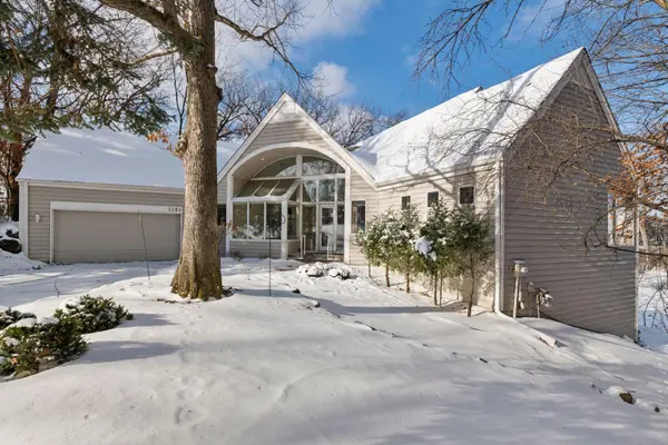 3580 Fairway DR,  Hopkins,  MN 55305