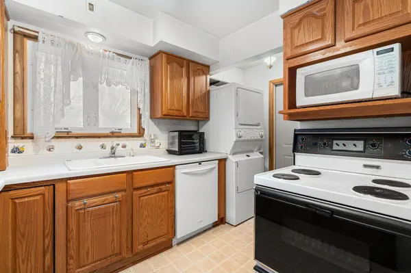 2010 11th AVE NE, Austin, MN 55912
