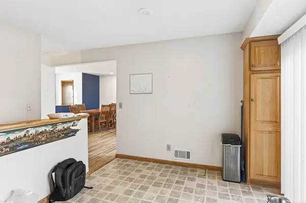 3818 W 103rd ST, Bloomington, MN 55431