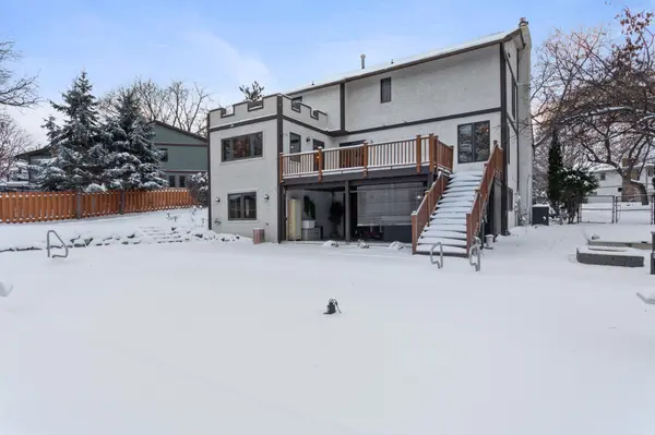 735 Torchwood CIR, New Brighton, MN 55112