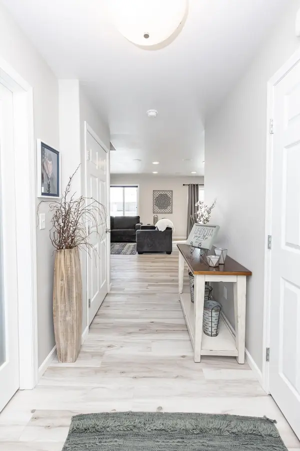 3479 Loberg LN, West Fargo, ND 58078
