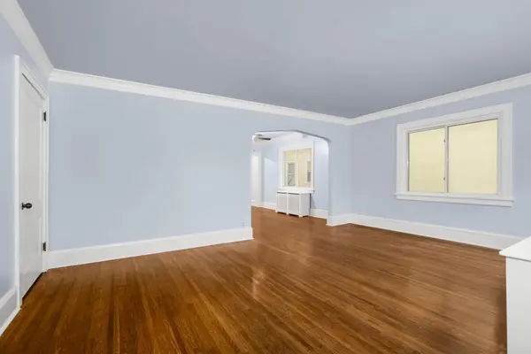 985 Charles AVE, Saint Paul, MN 55104
