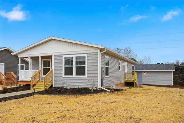 1229 Rich River WAY, New Richmond, WI 54017
