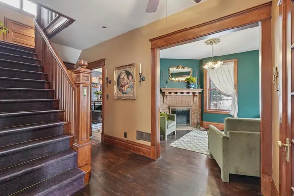 2566 18th AVE E, North Saint Paul, MN 55109