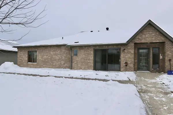 300 10th AVE SE #101, Pelican Rapids, MN 56572